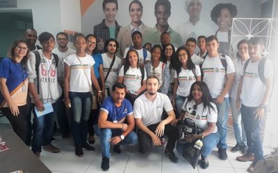 Jovens Aprendizes da PAMA visitaram a Feira de Profissões do SENAC nesta quarta-feira.